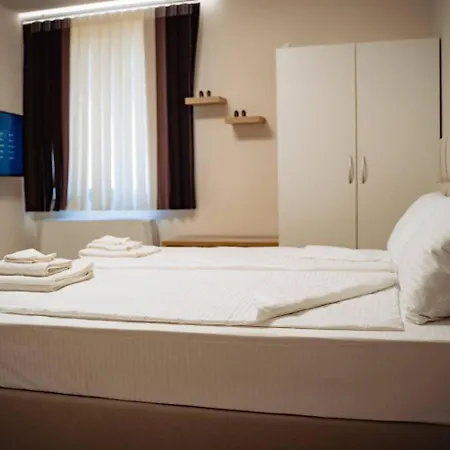 Spacious Family House With Swimming Pool Plovdiv